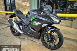 2023 Kawasaki EX400 ABS Used Sportbike streetbike entry level beginner motorcycle for sale located in houston texas USA (12)