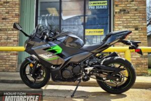 2023 Kawasaki EX400 ABS Used Sportbike streetbike entry level beginner motorcycle for sale located in houston texas USA (4)