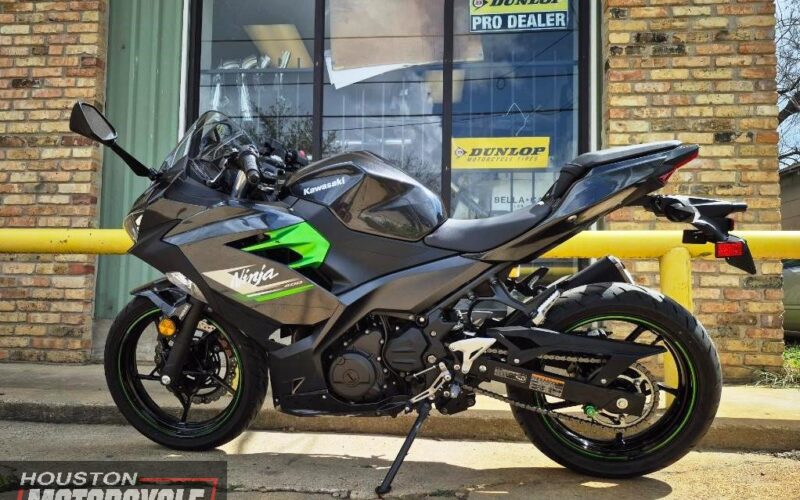2023 Kawasaki EX400 ABS Used Sportbike streetbike entry level beginner motorcycle for sale located in houston texas USA (4)