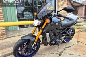 2014 Yamaha FZ09 Used Sport Bike For Sale Located In Houston Texas motorcycle for sale Houston Used motorcycles for sale Motorcycle Shop (6)