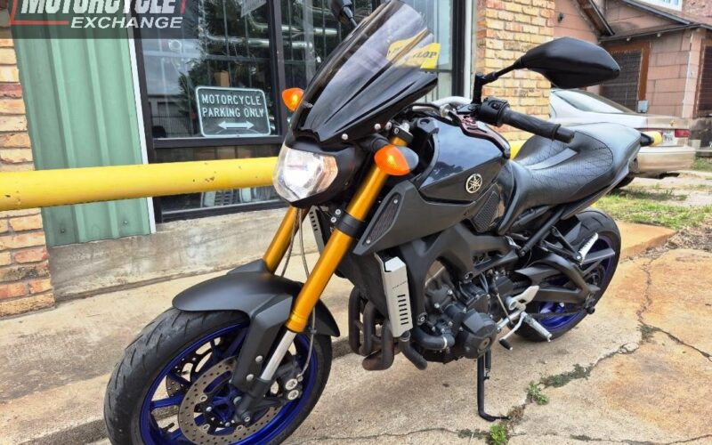 2014 Yamaha FZ09 Used Sport Bike For Sale Located In Houston Texas motorcycle for sale Houston Used motorcycles for sale Motorcycle Shop (6)