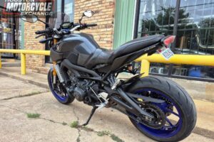 2014 Yamaha FZ09 Used Sport Bike For Sale Located In Houston Texas motorcycle for sale Houston Used motorcycles for sale Motorcycle Shop (7)