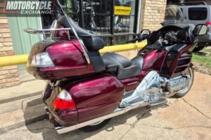 2006 Honda GL1800 Goldwing Gold Wing Used Touring Street bike Motorcycle for sale located in houston texas USA motorcycle for sale Houston Used motorcycles for sale Motorcycle Shop (6)