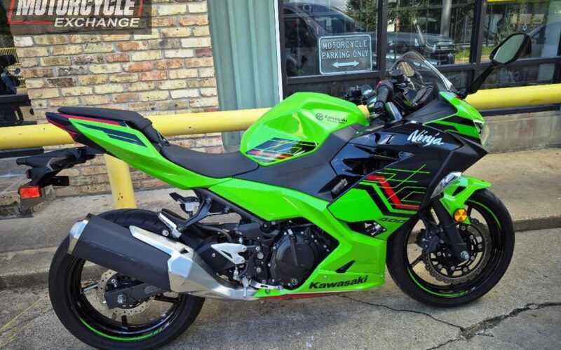 2023 Kawasaki Ninja 400 ABS KRT edition Used Sport Bike For Sale Located In Houston Texas motorcycle for sale Houston Used motorcycles for sale Motorcycle Shop (2)