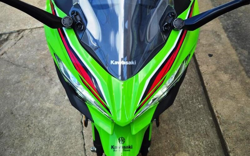 2023 Kawasaki Ninja 400 ABS KRT edition Used Sport Bike For Sale Located In Houston Texas motorcycle for sale Houston Used motorcycles for sale Motorcycle Shop (4)